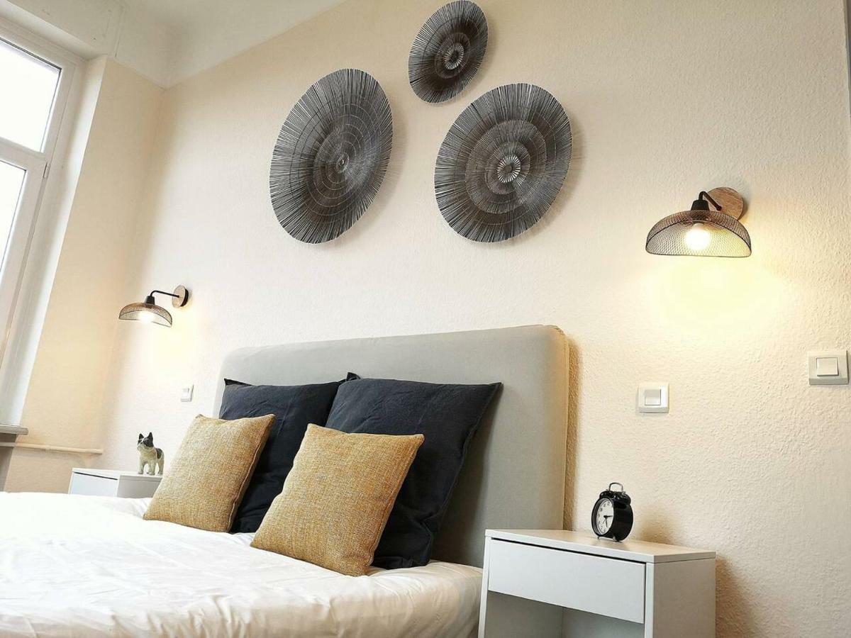 Le XI - Suite Colmar Gare - Parking Екстериор снимка