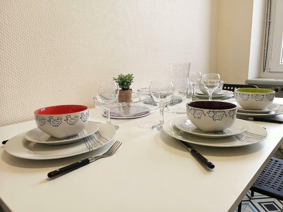 Le XI - Suite Colmar Gare - Parking Екстериор снимка