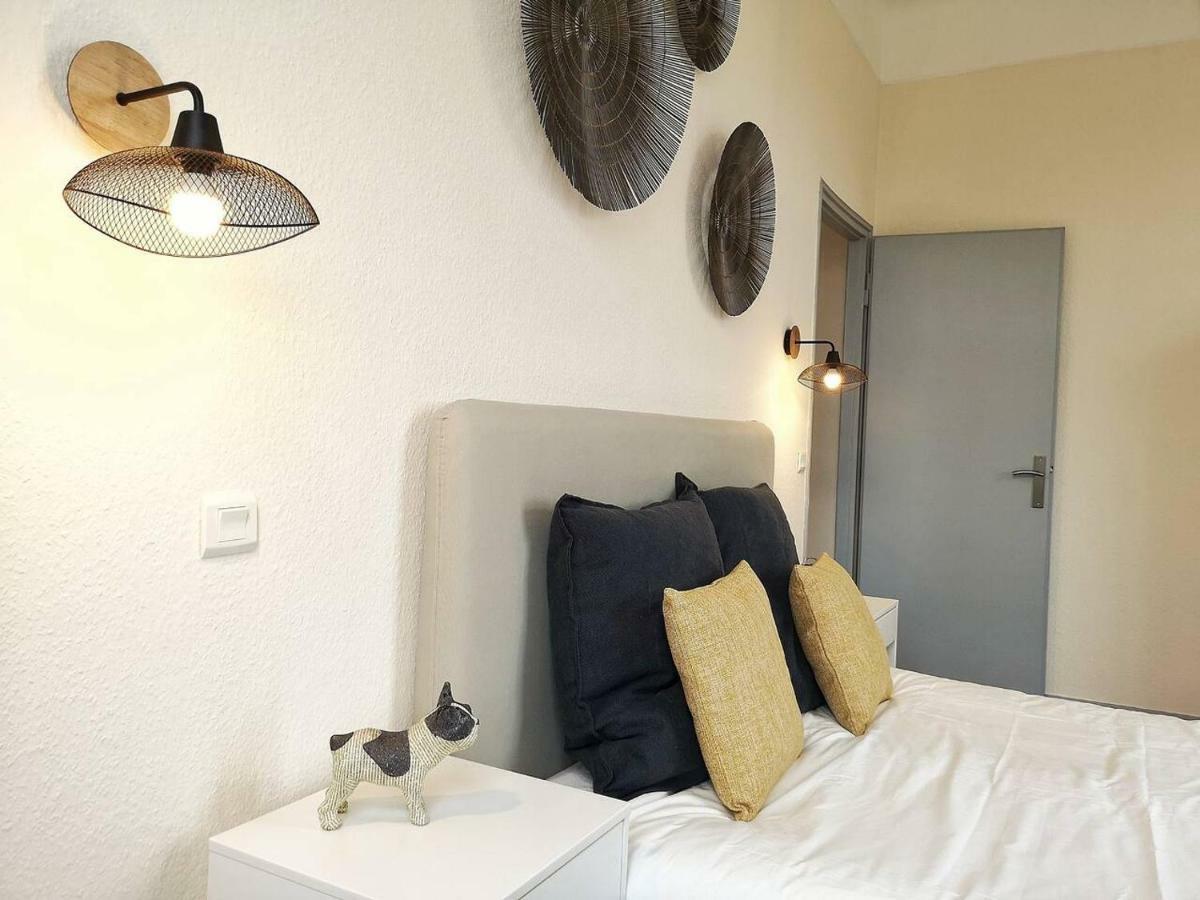 Le XI - Suite Colmar Gare - Parking Екстериор снимка