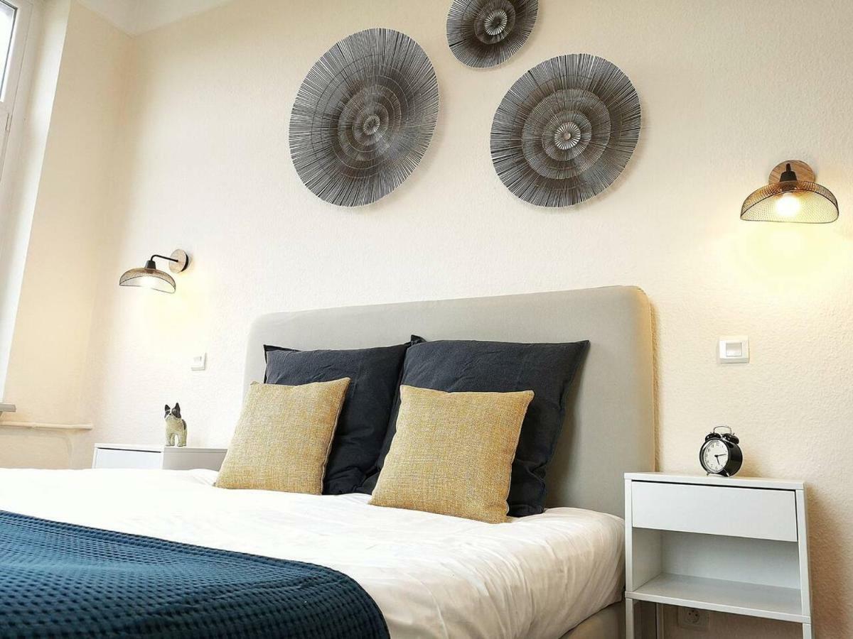 Le XI - Suite Colmar Gare - Parking Екстериор снимка
